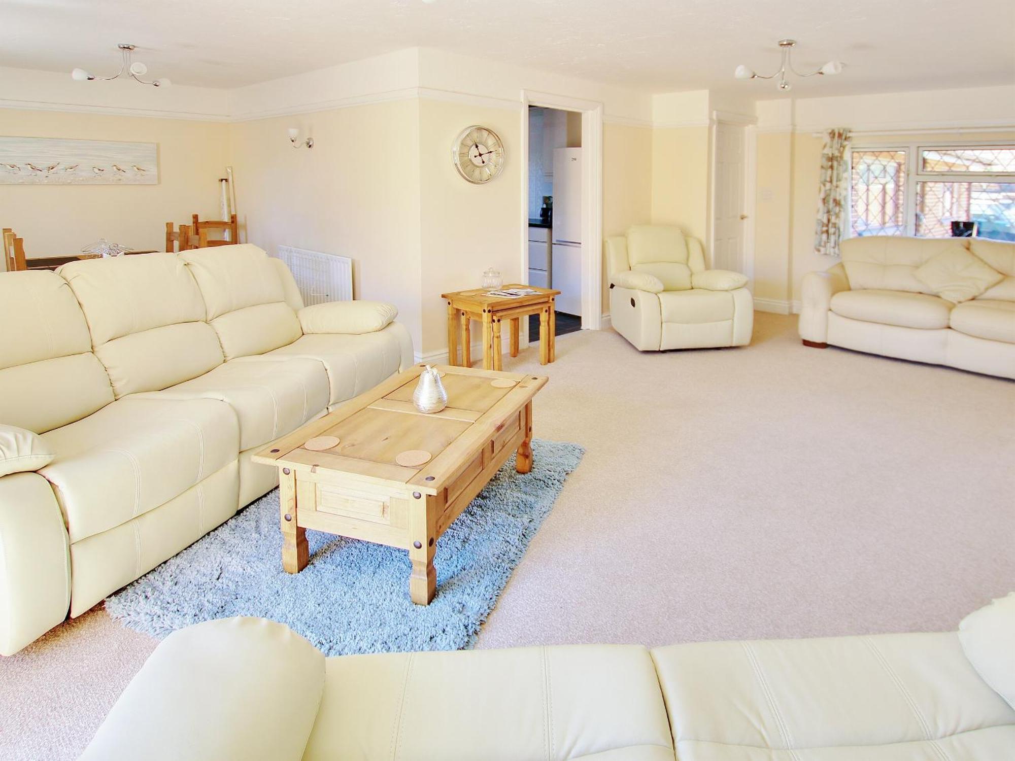 Irenic Lodge Netley Marsh Екстериор снимка